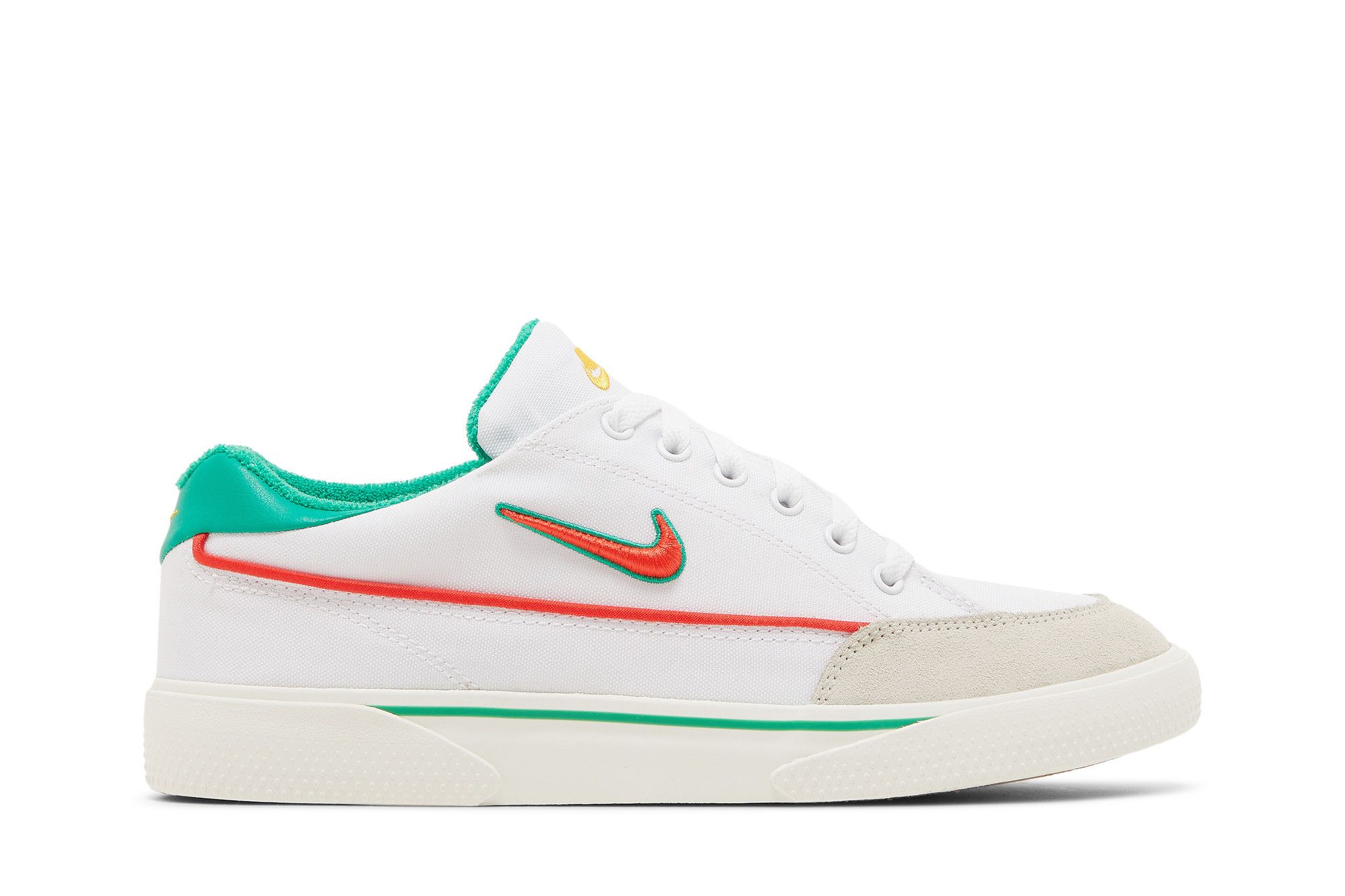 Nike sb gts supreme white clearance