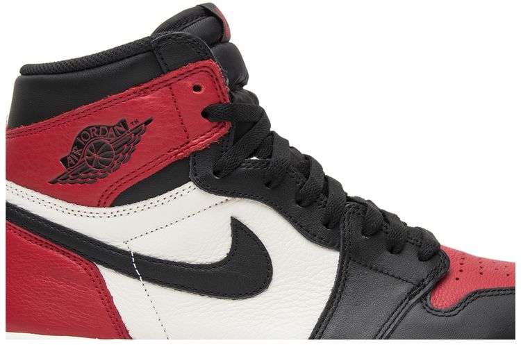 Air Jordan 1 Retro High OG Bred Toe