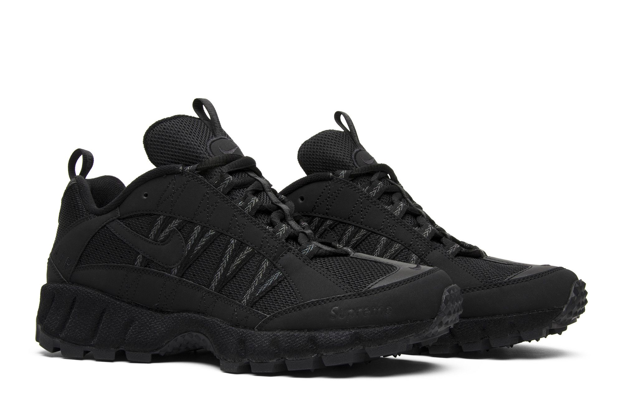 Size 7.0 Supreme x Air Humara 17 'Black'