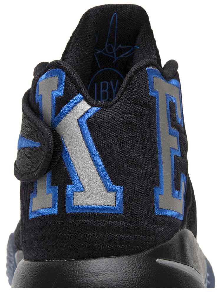 Kyrie 2 Duke