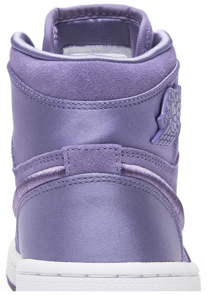 Wmns Air Jordan 1 Retro High Season of Her Purple Earth
