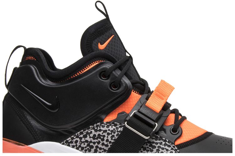 Nike Air Force 270 Safari