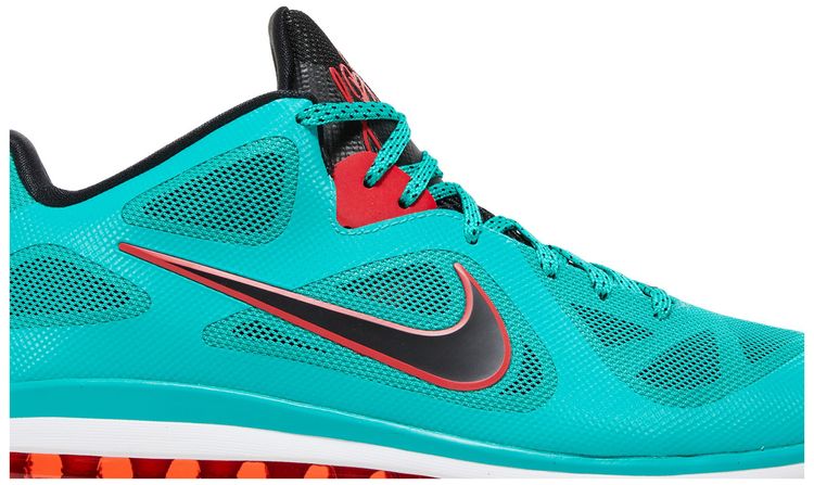 Nike LeBron 9 Low Reverse Liverpool