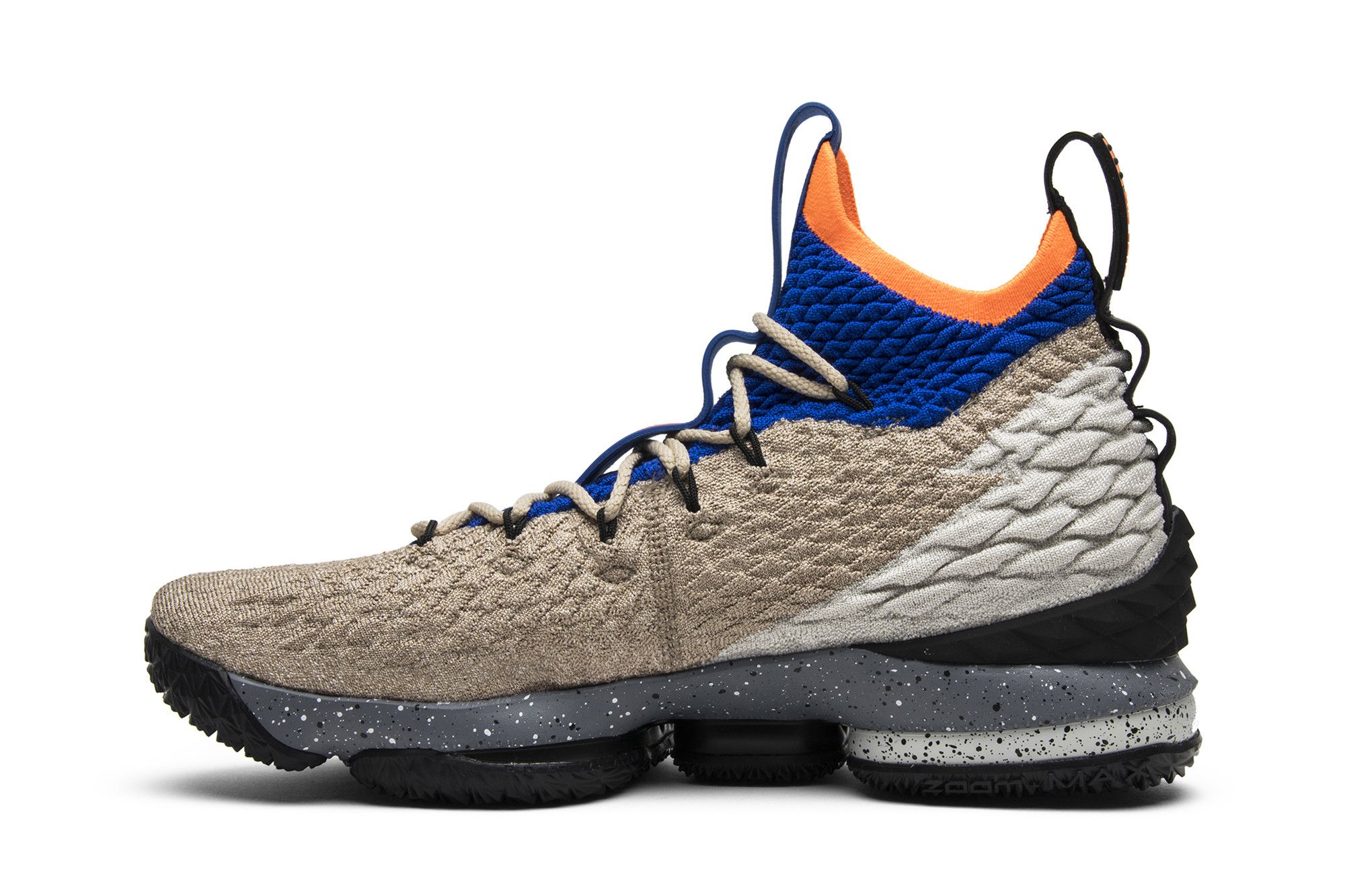 Buy LeBron 15 Mowabb AR4831 900 GOAT CA