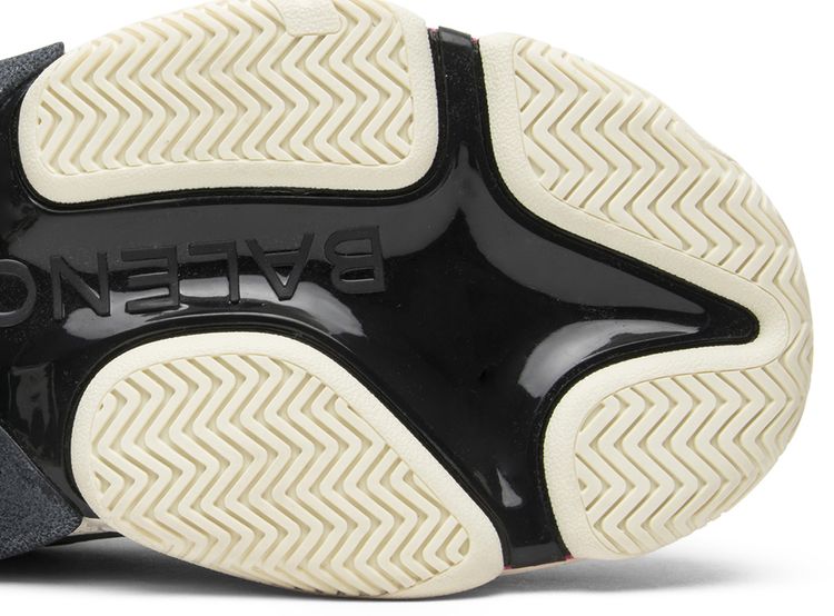 Balenciaga Wmns Triple S Sneaker Pink