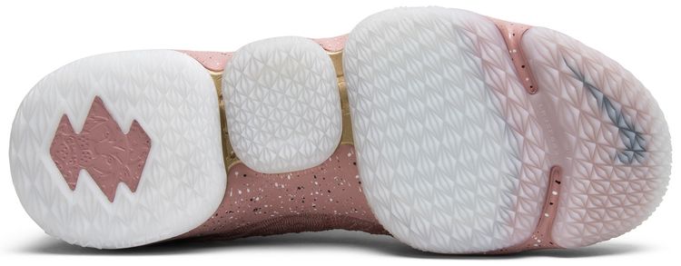 Nike LeBron 15 Hollywood