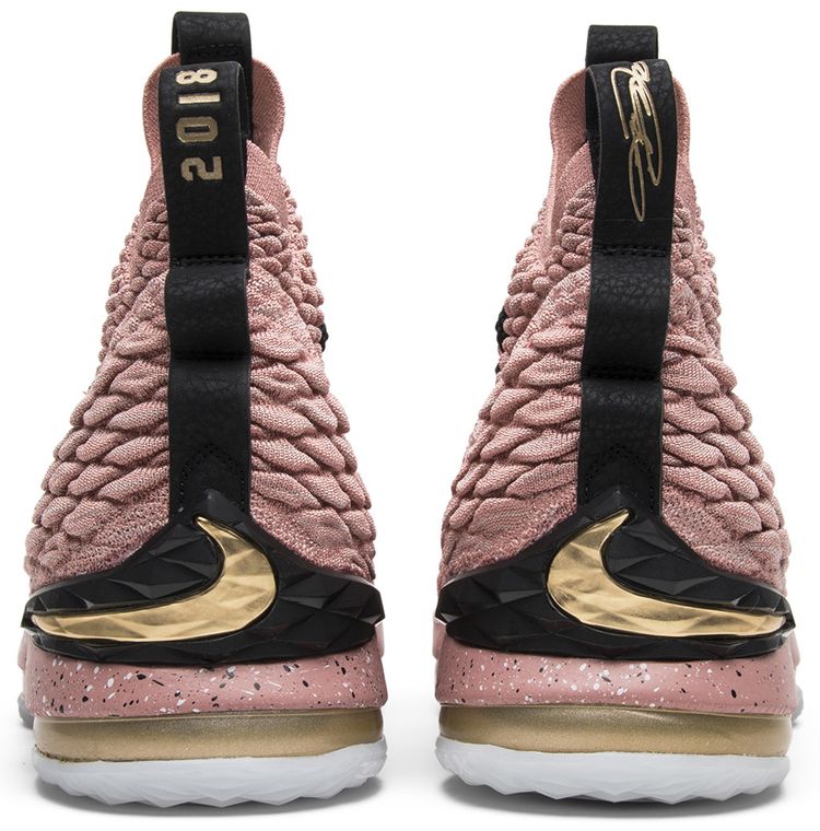 Nike LeBron 15 Hollywood