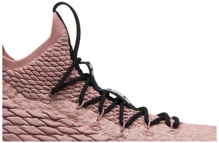 Nike LeBron 15 Hollywood