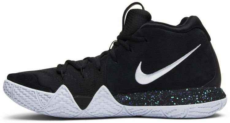 Nike Kyrie 4 Black White