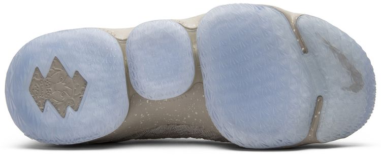 Nike LeBron 15 Ghost