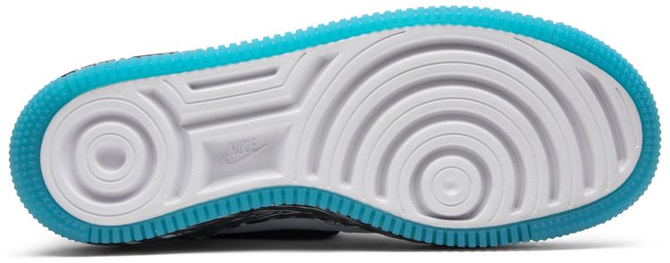 Nike Wmns Air Force 1 Upstep Warrior N7