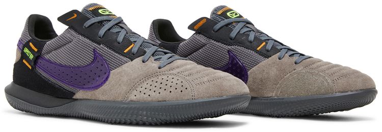 Nike Streetgato Cave Stone Electro Purple