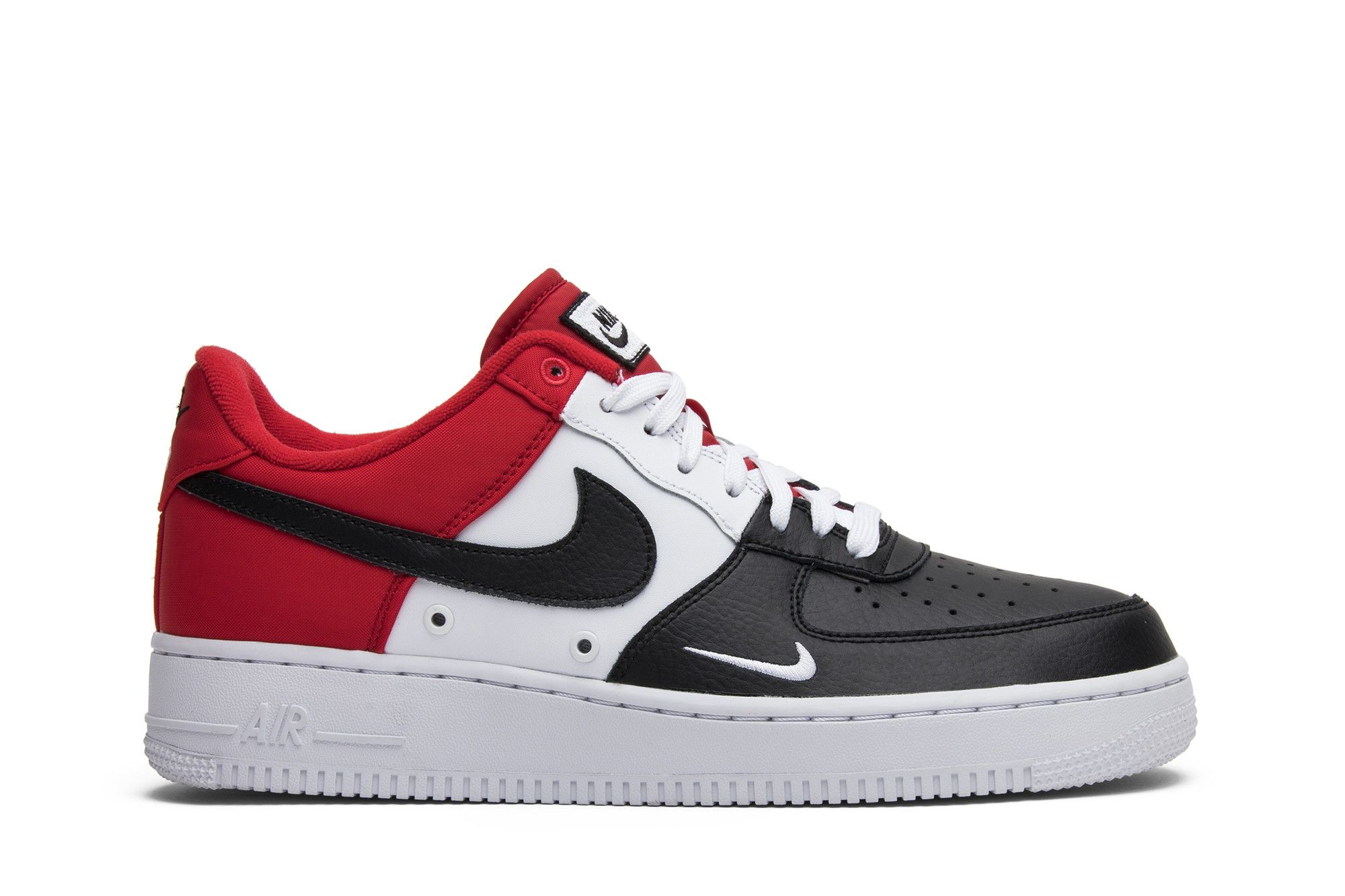Nike air force 1 sales black toe
