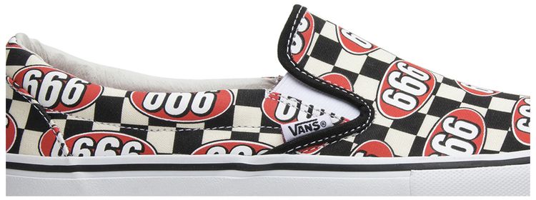 Vans Supreme x Slip On Cream 666