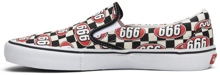 Vans Supreme x Slip On Cream 666