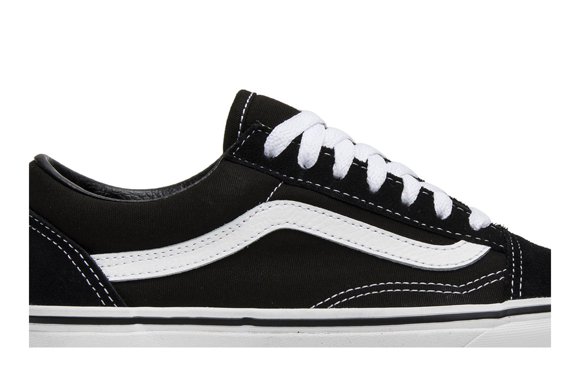 Buy Old Skool Black White VN000D3HY28 GOAT CA