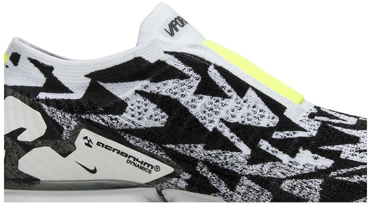 Acronym x Nike Air VaporMax Moc 2 Light Bone
