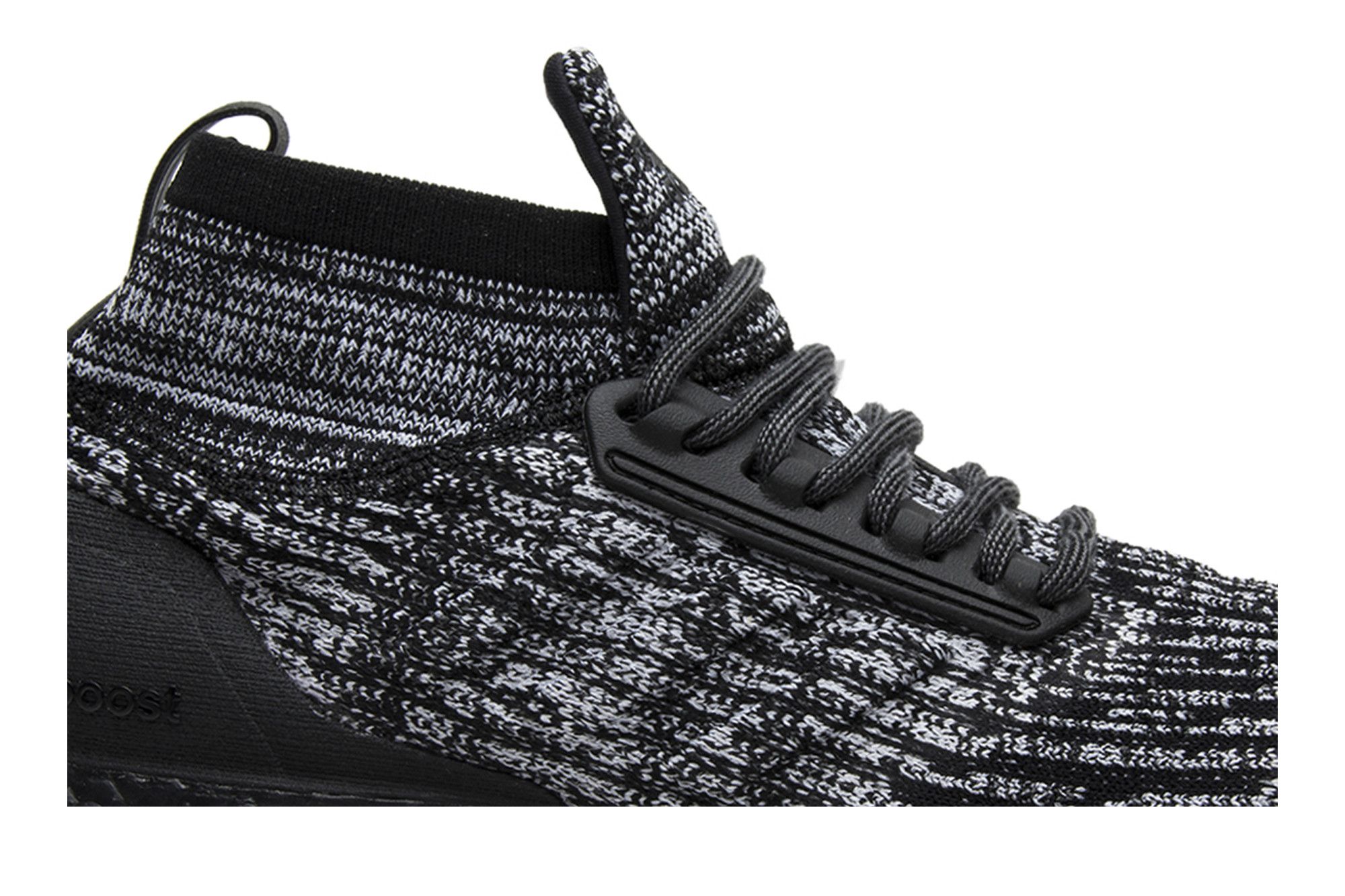 Size 8.0 UltraBoost ATR Mid Limited Oreo