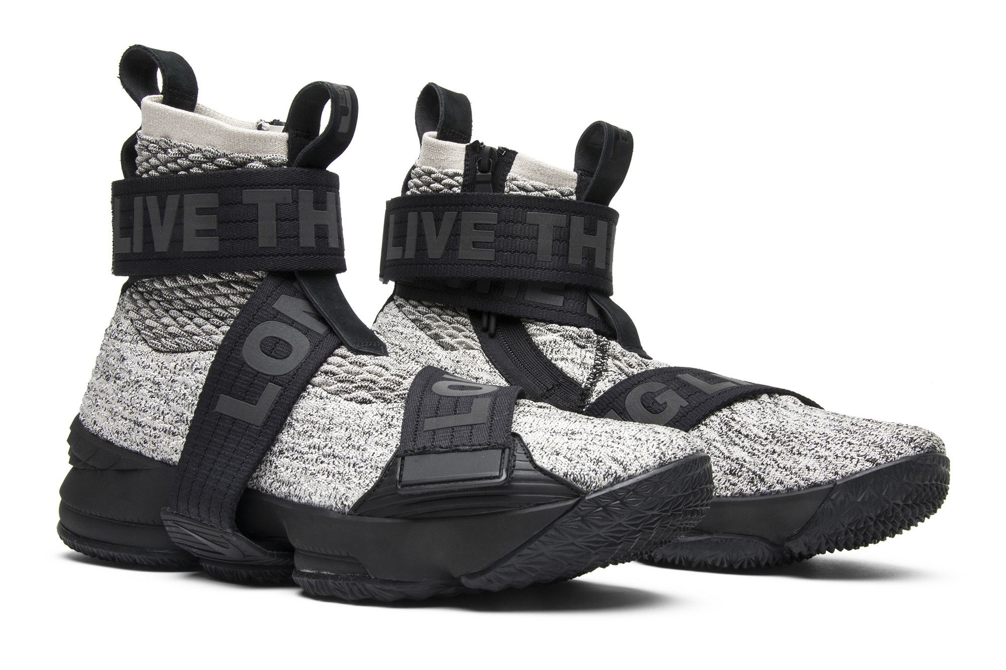 Lebron kith black sales