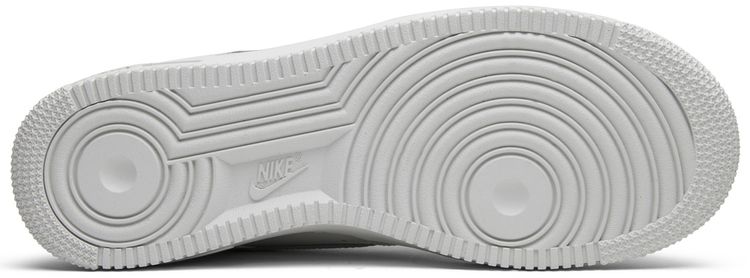 Nike Wmns Air Force 1 Luxe