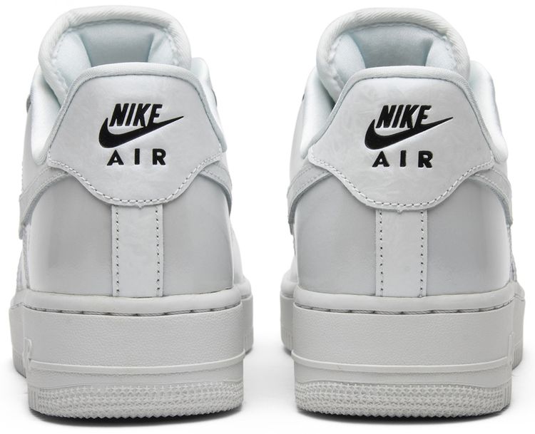 Nike Wmns Air Force 1 Luxe
