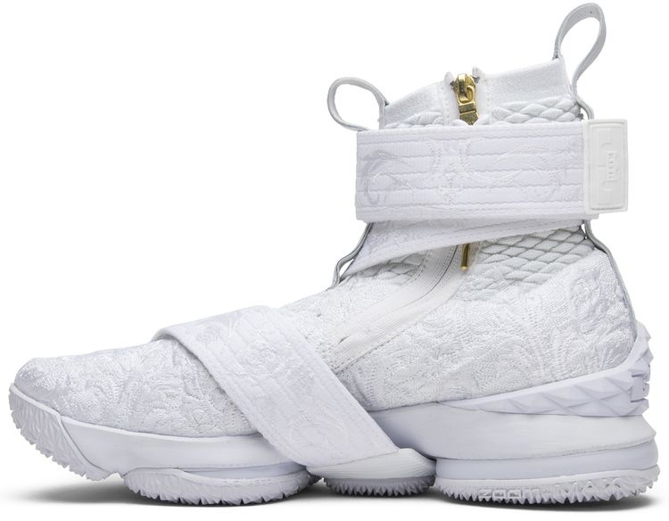 Kith x Nike LeBron Lifestyle 15 City of Angels