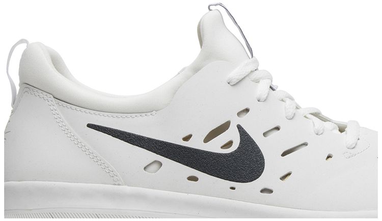 Nike SB Nyjah Free Summit White