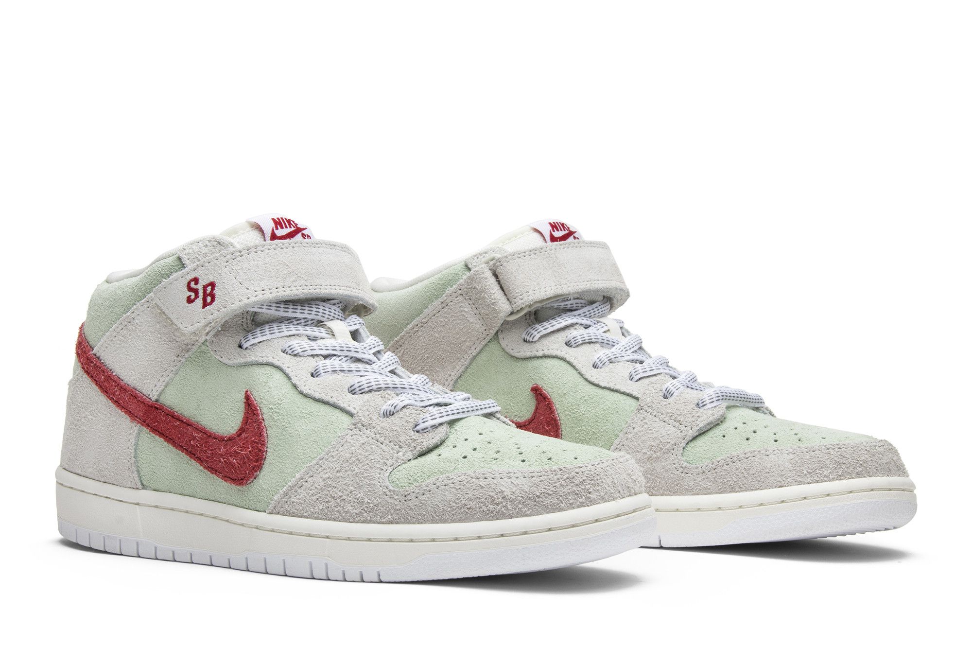 Size 11.0 SB Dunk Mid White Widow