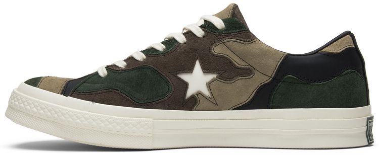 Sneakersnstuff x Converse One Star Camo