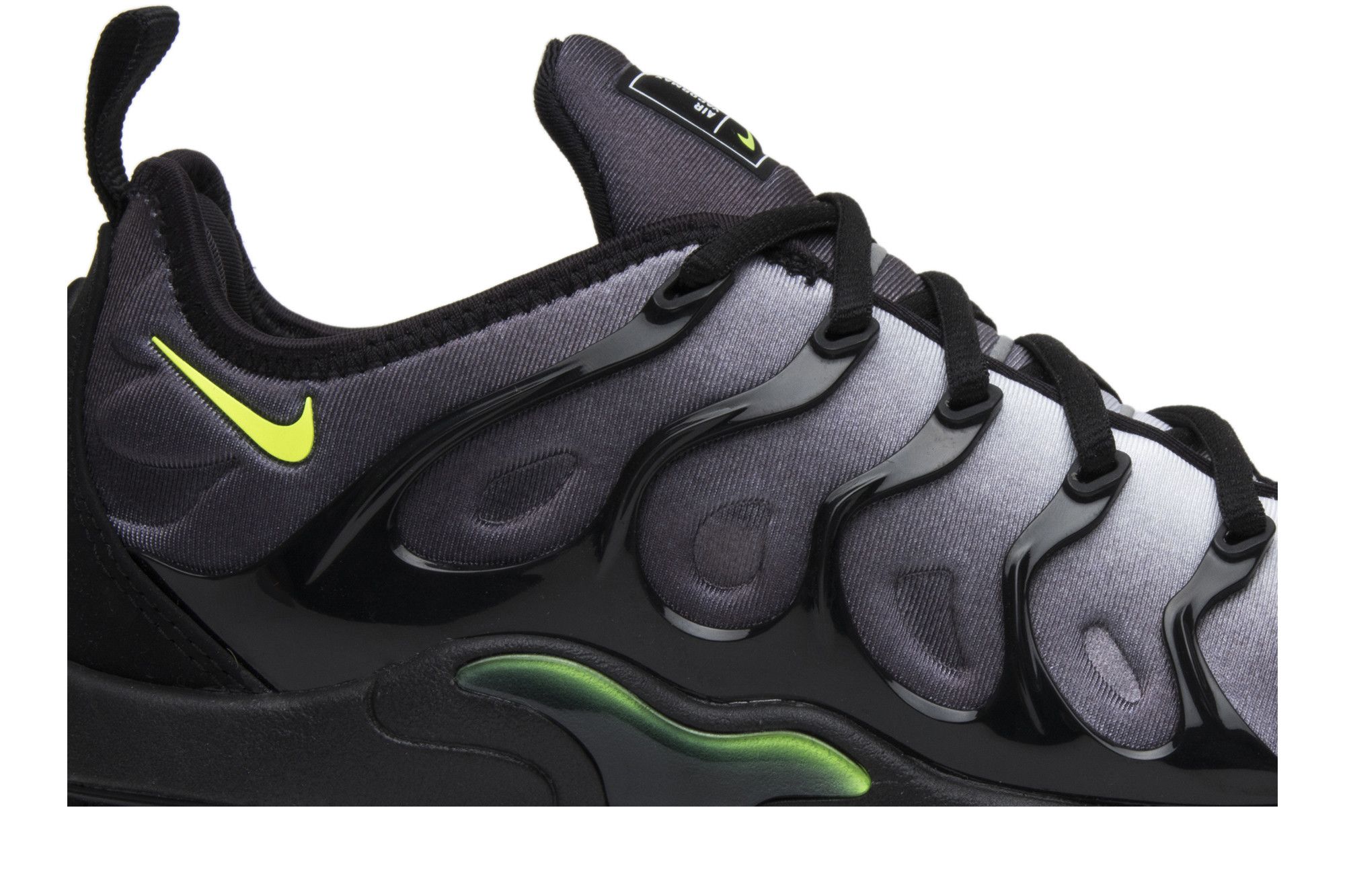 Nike air vapormax plus neon 95 new arrivals