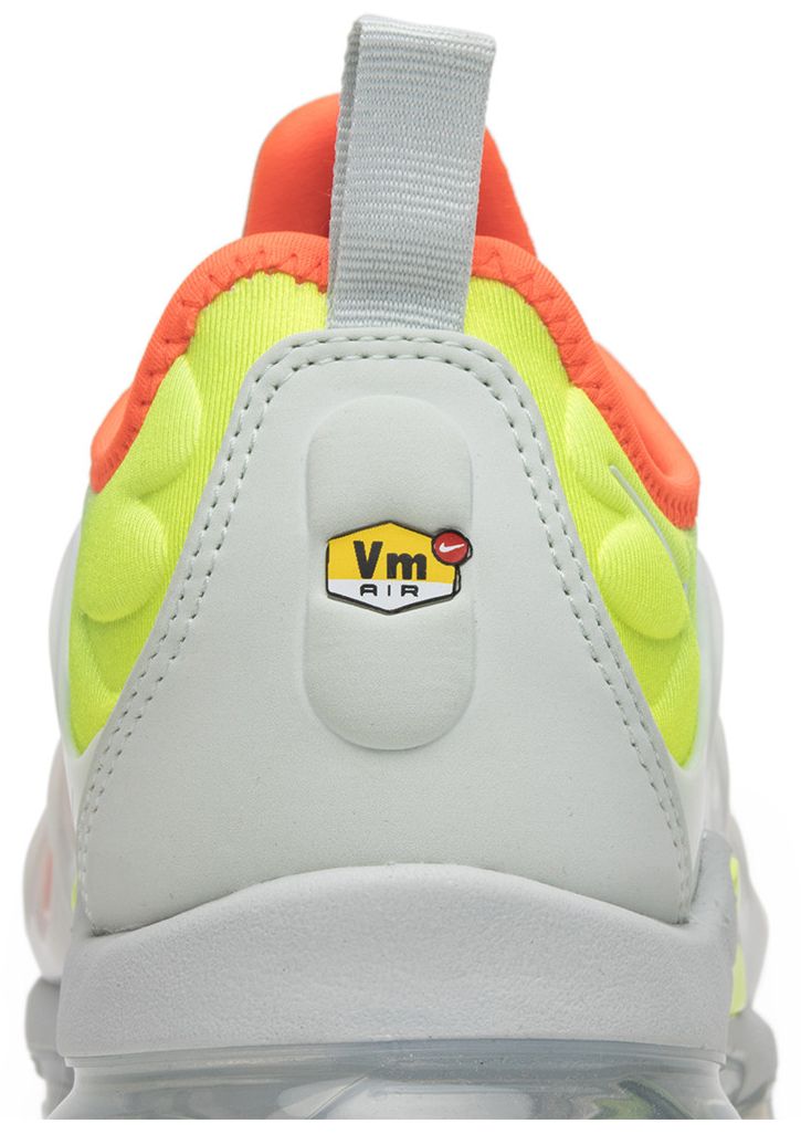 Nike Wmns Air VaporMax Plus Reverse Sunset