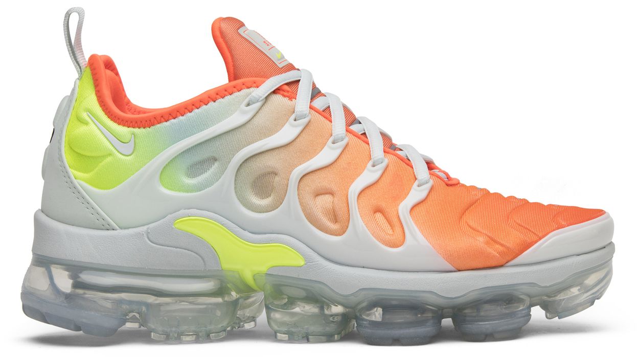 wmns air vapormax plus retuned air
