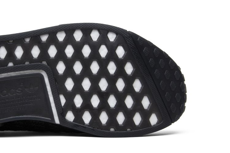 adidas gazelle silver green womens adidas nmd r1 primeknit BY1911