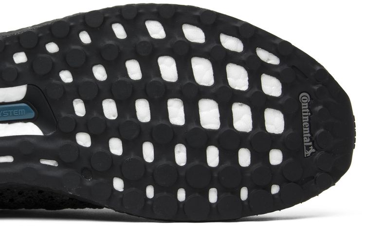 Adidas UltraBoost Clima Limited Carbon