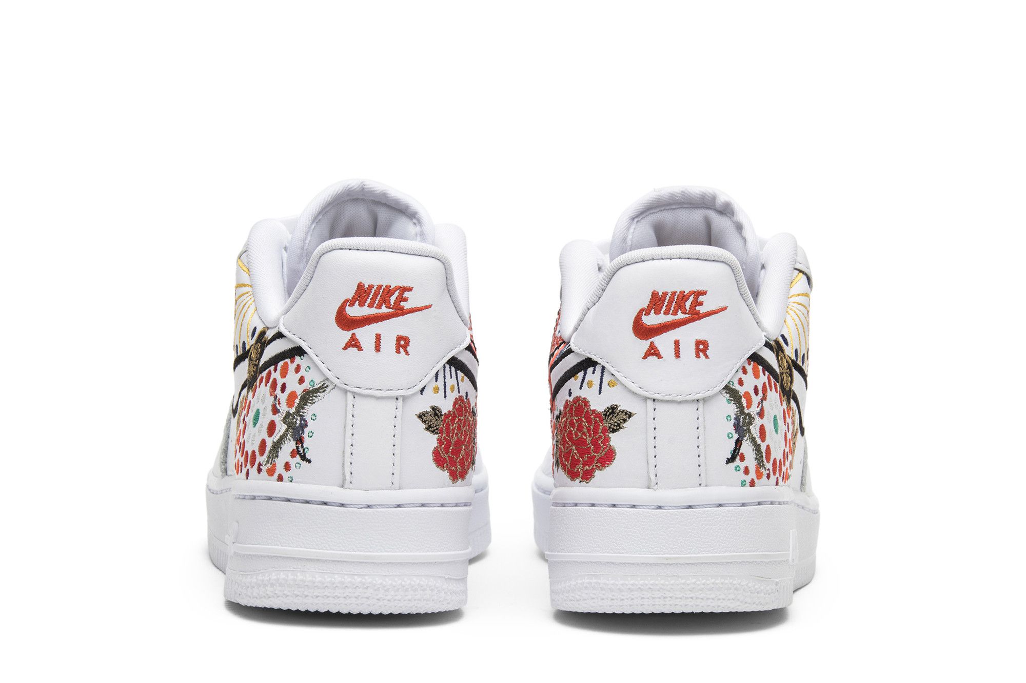 Achetez des Wmns Air Force 1 LNY AJ8298 100 GOAT FR