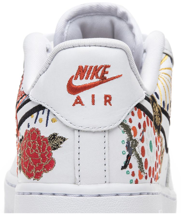 Nike Wmns Air Force 1 LNY