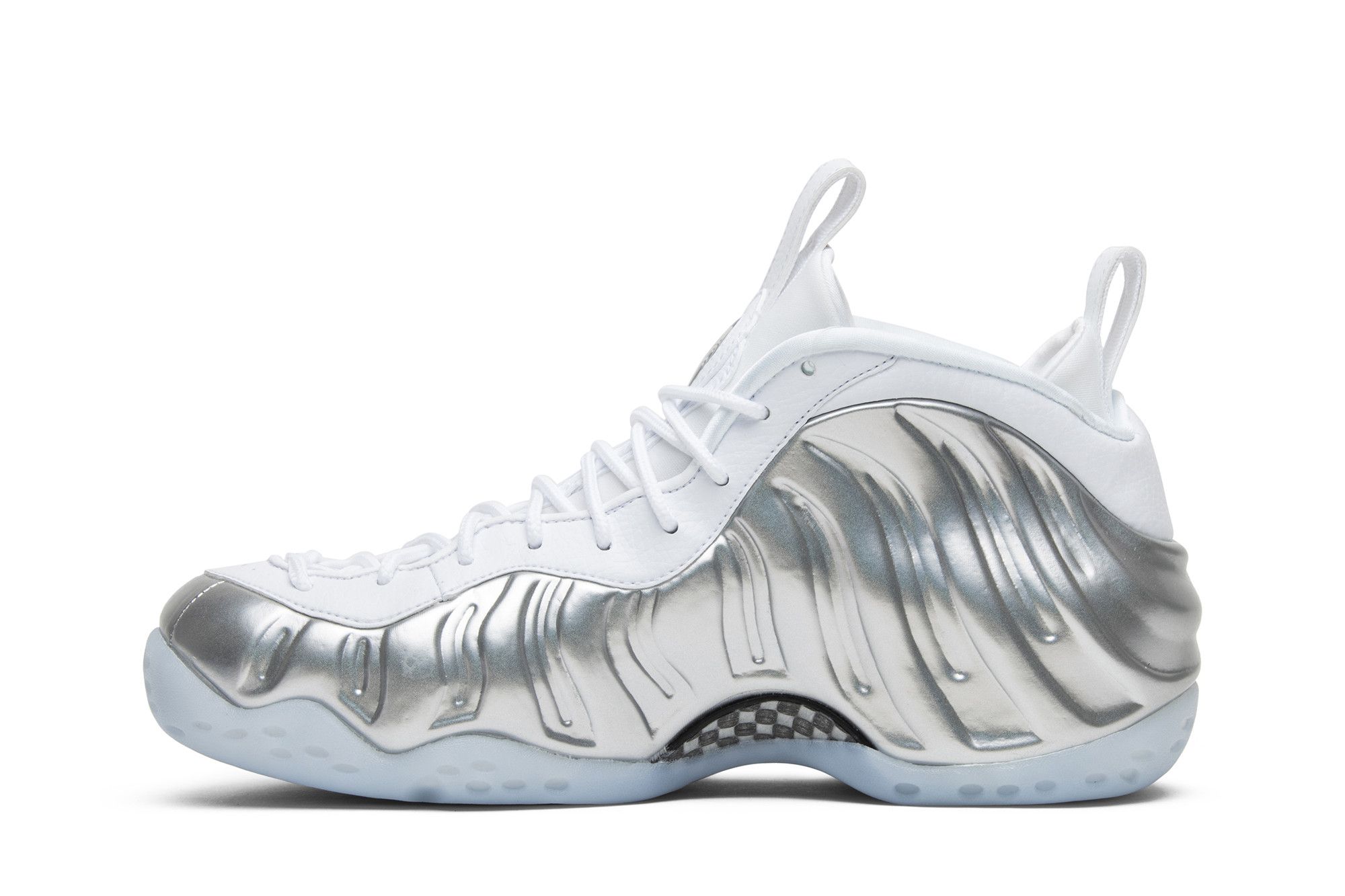 Nike foamposite chrome hotsell