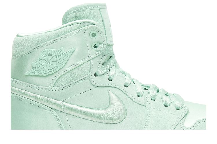 Buy Wmns Air Jordan Retro High 'Season of Her: Mint' AO1847