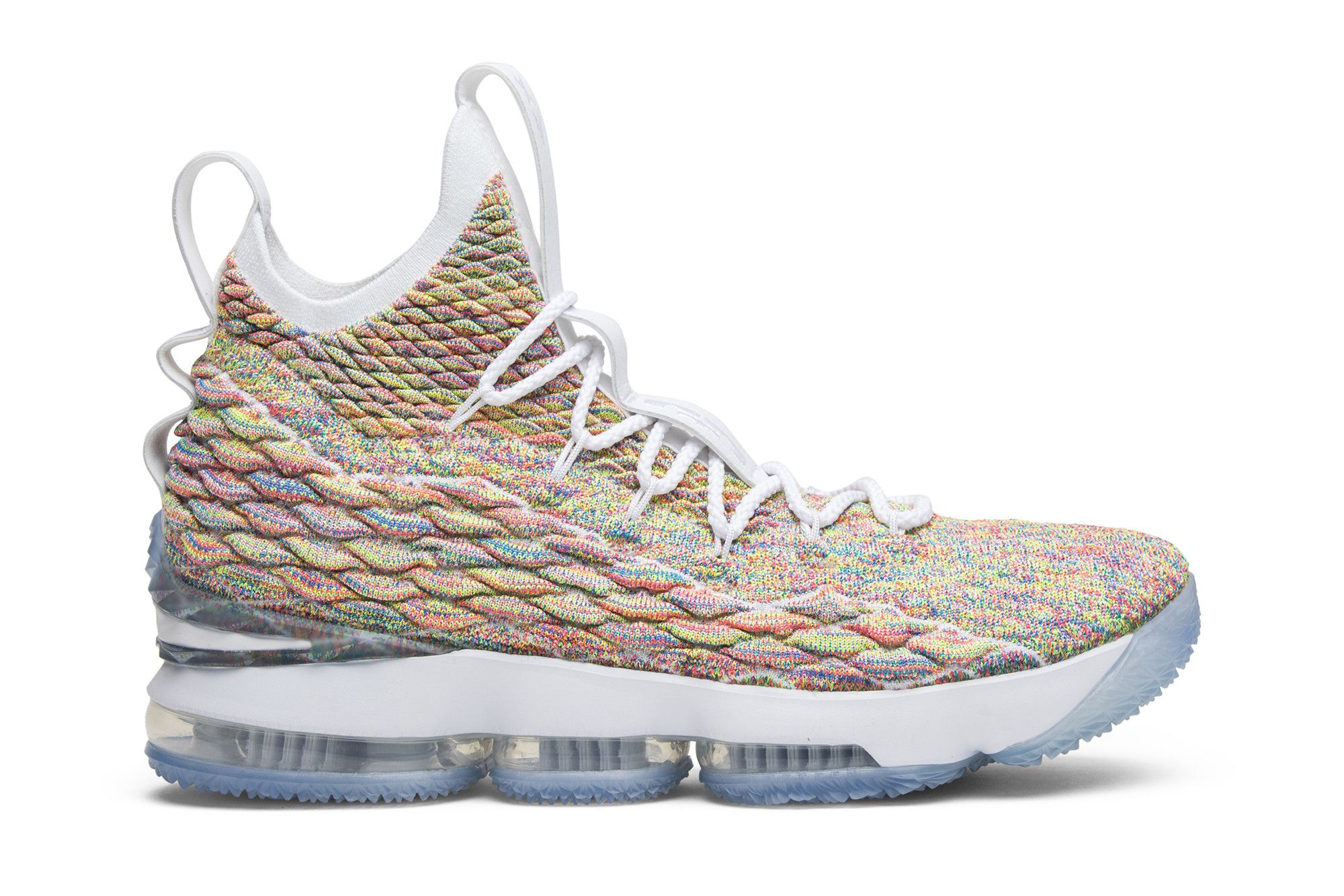 Lebron 15 blue cheap and gold