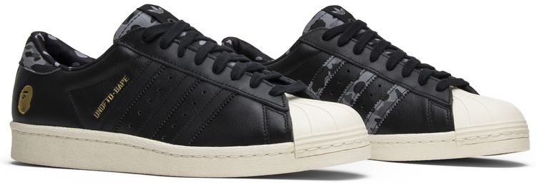 Undefeated x A Bathing Ape x Superstars 80v Black
