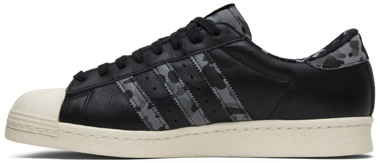 Undefeated x A Bathing Ape x Superstars 80v Black