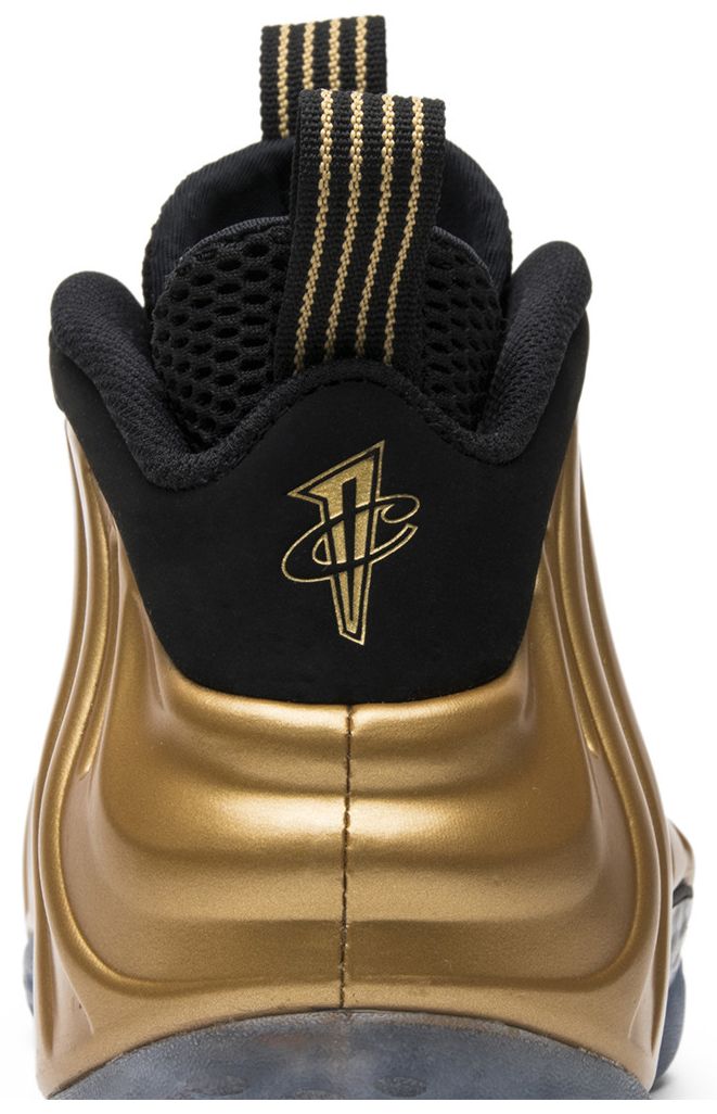 Nike Air Foamposite One Metallic Gold