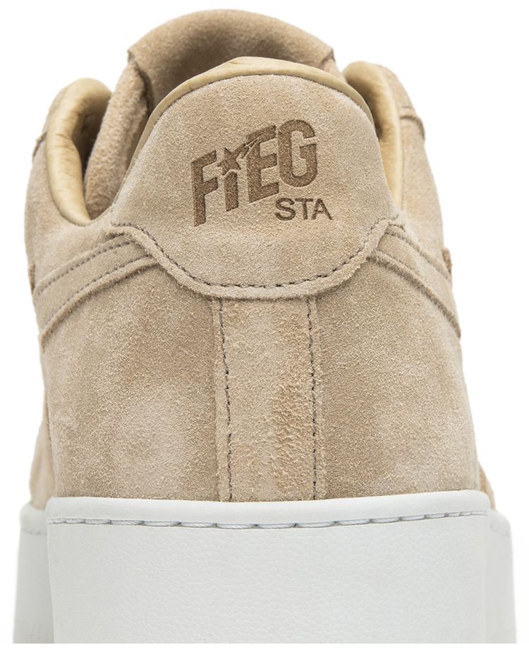 Ronnie Fieg x Bapesta Low Sand