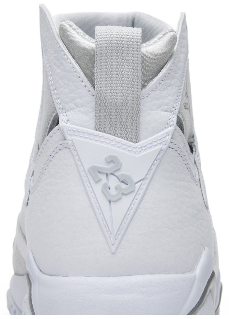 Air Jordan 7 Retro Pure Money