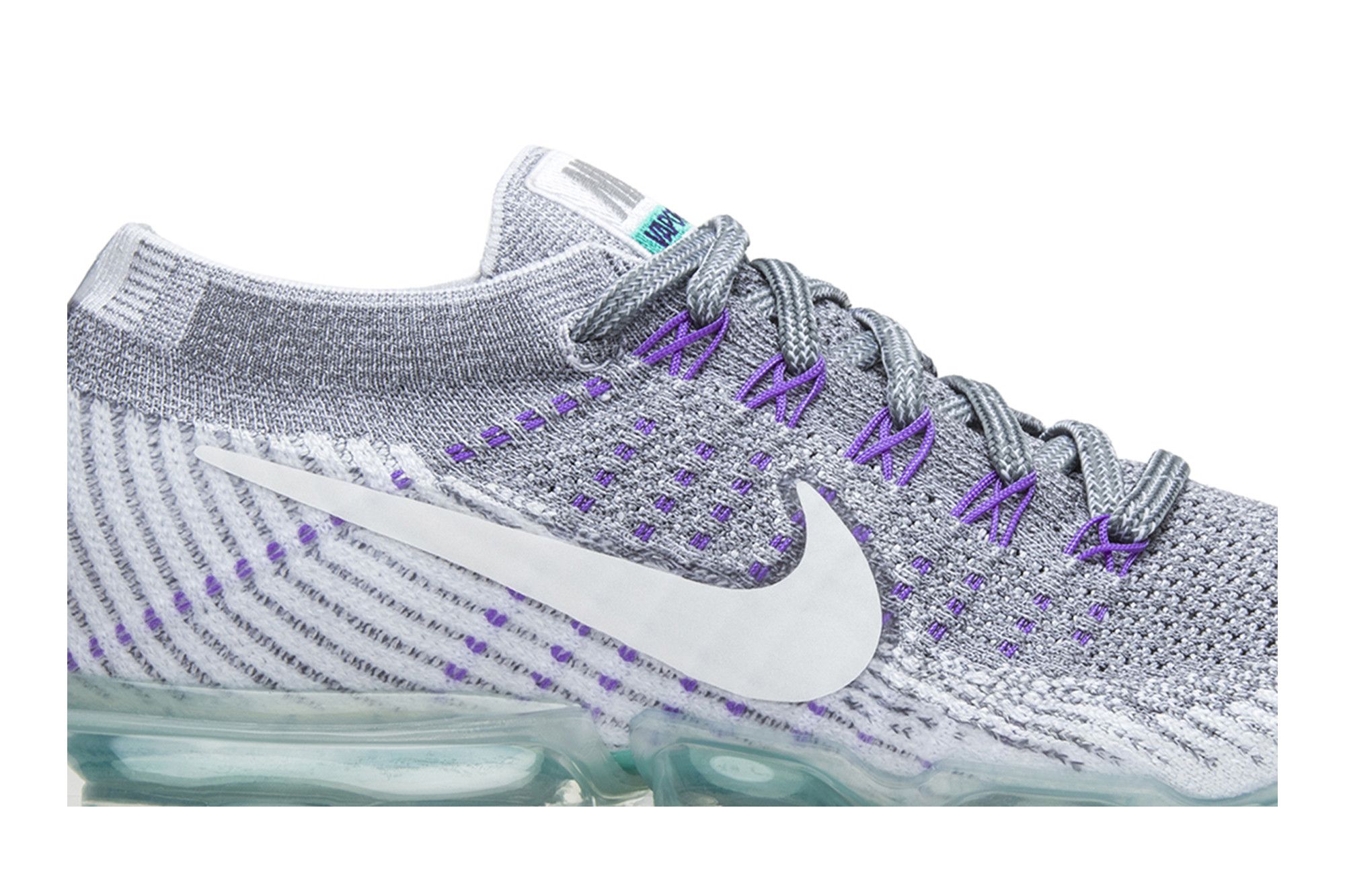 nike vapormax flyknit grey and white