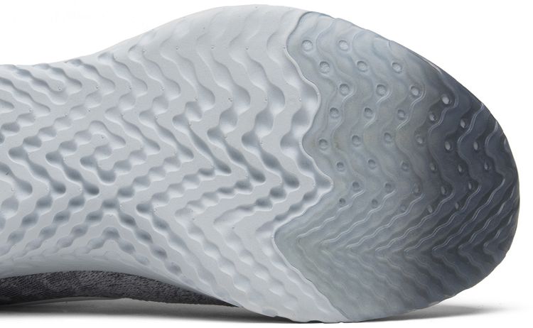 Nike Epic React Flyknit Wolf Grey