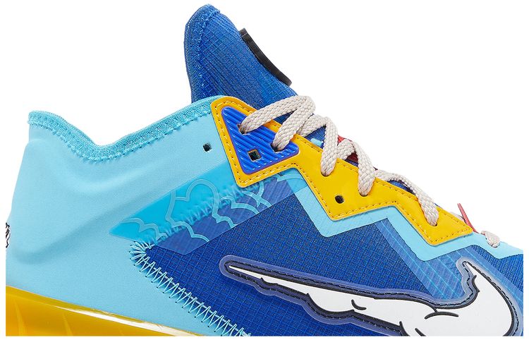 Space Jam x LeBron 18 Low EP Wile E x Nike Roadrunner