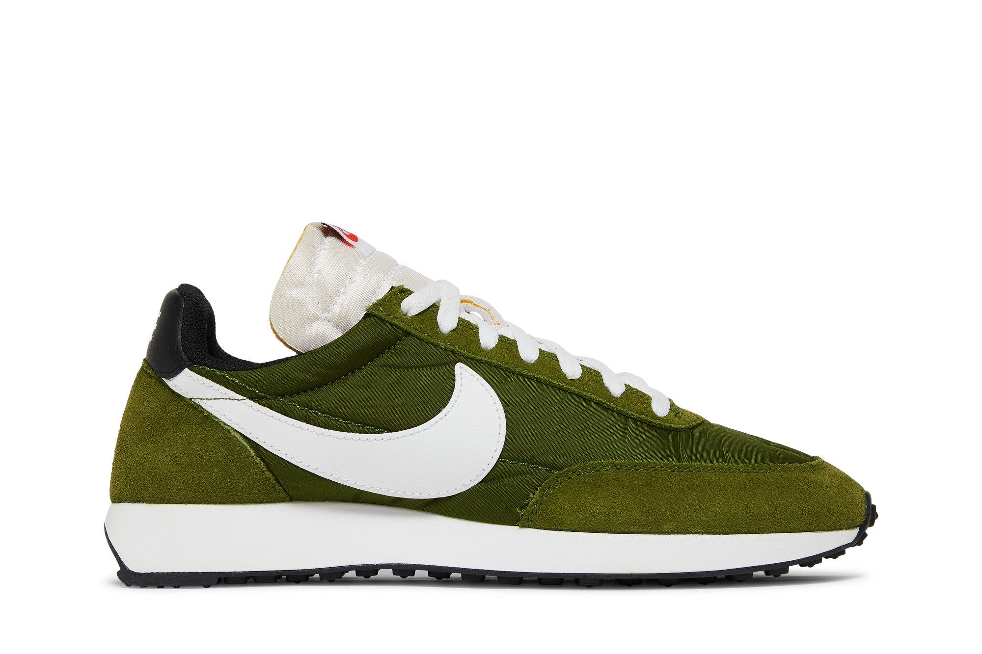 Nike tailwind 79 store green