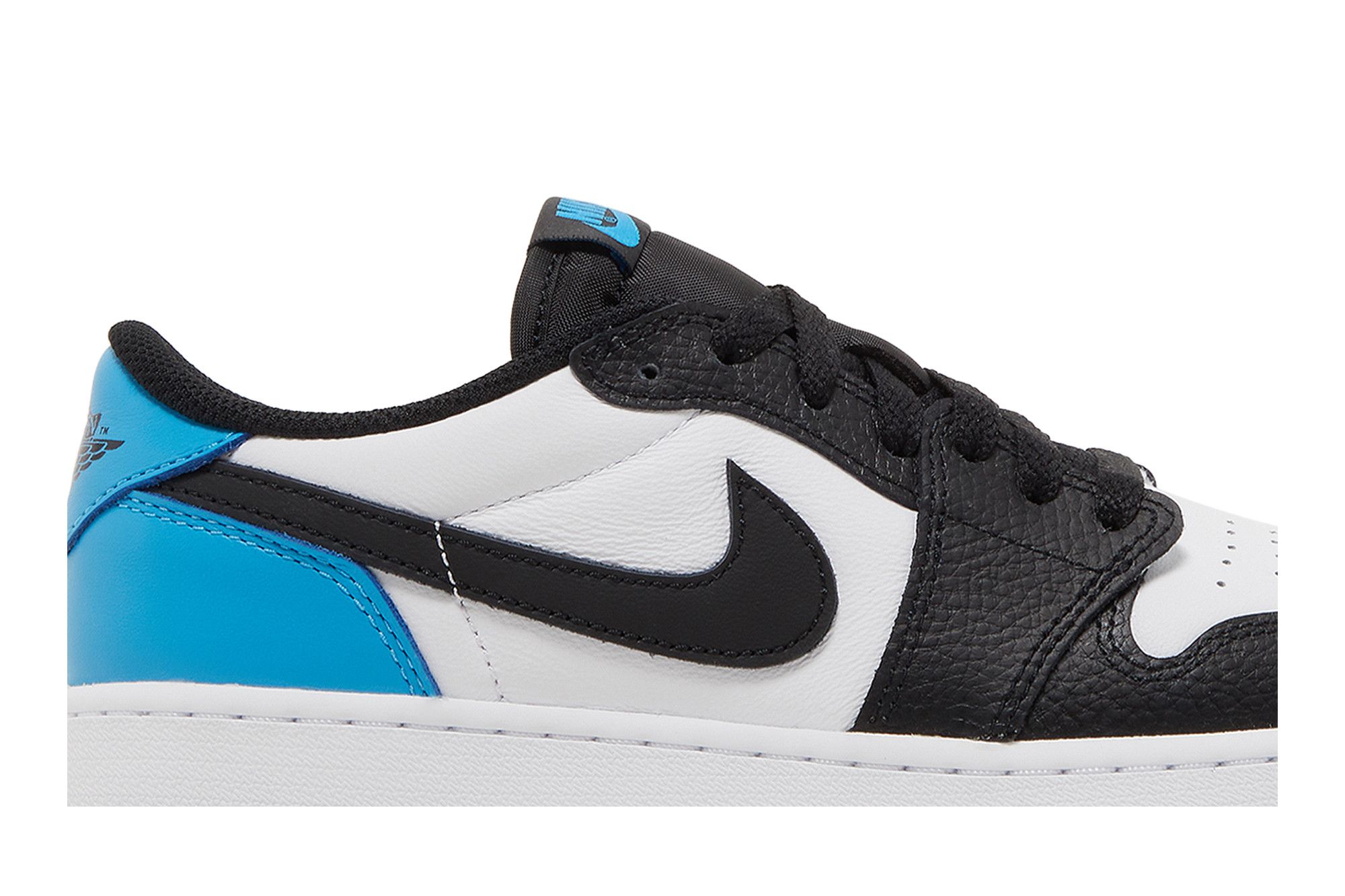 Buy Air Jordan 1 Retro Low OG GS 'UNC' - CZ0858 104 | GOAT