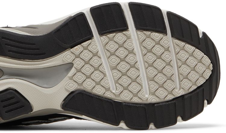 New Balance 990v3 Big Kid Black Grey